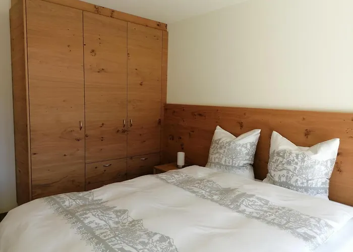 Neu Und Modern 公寓 *