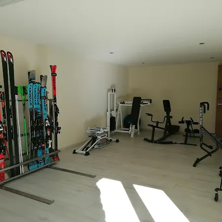 Neu Und Modern Зас-Фе